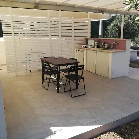 Casa Eduardo 1 أوستوني